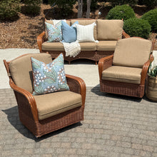 Load image into Gallery viewer, Classic Rattan Swivel Chair