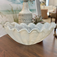 Load image into Gallery viewer, Vietri 'Onda' LG Centerpiece
