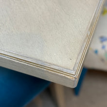 Load image into Gallery viewer, Hooker 'Elixir' Dining Table
