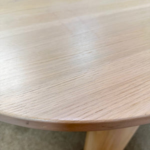 'Ora' Oak Dining Table