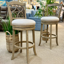 Load image into Gallery viewer, Set/2 Hillsdale &#39;Newton&#39; Barstools
