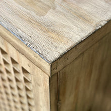 Load image into Gallery viewer, 4DR Square Mirrored Cabinet
