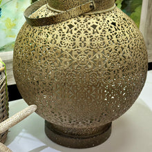 Load image into Gallery viewer, Round Metal Table Lamp
