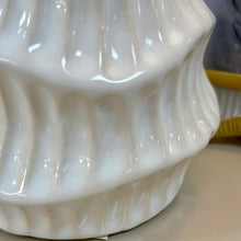 Load image into Gallery viewer, SM Wavy Ivory Vase

