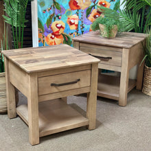 Load image into Gallery viewer, 1DRW Wooden End Table
