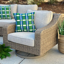 Load image into Gallery viewer, Outdoor Resin Wicker Swivel Chair
