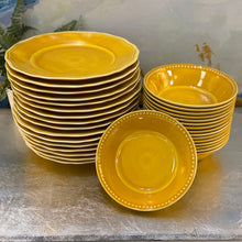 Load image into Gallery viewer, Set/32 Le Cadeaux Yellow Melamine Dishes
