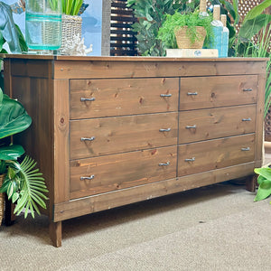 6DRW Rustic Dresser