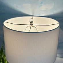 Load image into Gallery viewer, Shell/Rope Lamp
