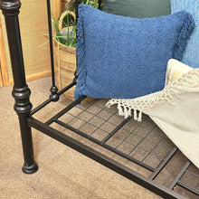 Load image into Gallery viewer, Black Metal Daybed
