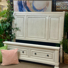 Load image into Gallery viewer, 'Robbinsdale' Queen Storage Bed
