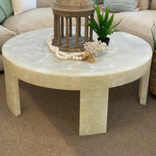 Load image into Gallery viewer, Vanguard &#39;Meridian&#39; Coffee Table
