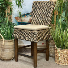 Load image into Gallery viewer, Set/2 Riverside Furniture Seagrass Stools
