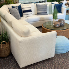 Load image into Gallery viewer, Norwalk 'Horizon' Sectional
