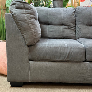 2PC Grey Tufted Sectional