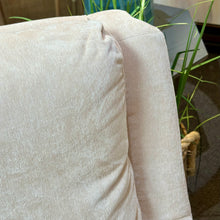 Load image into Gallery viewer, Pink Velvet-Like Chair
