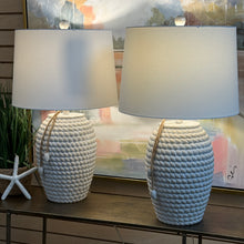 Load image into Gallery viewer, Resin Rope Lamp
