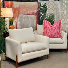 Load image into Gallery viewer, Faux Shearling Oversized Chair
