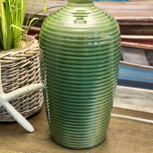 Load image into Gallery viewer, Elegant Green Ceramic Lamp
