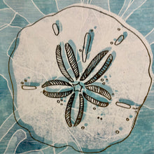 Load image into Gallery viewer, SM Aqua Sand Dollar
