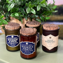 Load image into Gallery viewer, Whiskey &amp; Tobacco Candle
