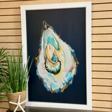 Load image into Gallery viewer, Oyster On Navy I Giclee
