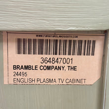 Load image into Gallery viewer, Bramble &#39;English&#39; Aqua Cabinet
