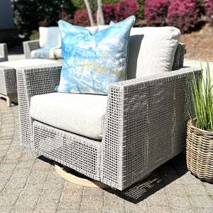 Lt Beige Outdoor Swivel Chair