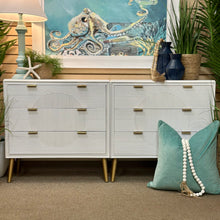 Load image into Gallery viewer, 3DRW White Modern Chest
