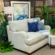 Load image into Gallery viewer, Havertys Loveseat
