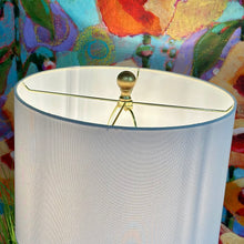 Load image into Gallery viewer, Safavieh 'Lani' Lamp
