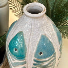 Load image into Gallery viewer, Pattern Fish Vase
