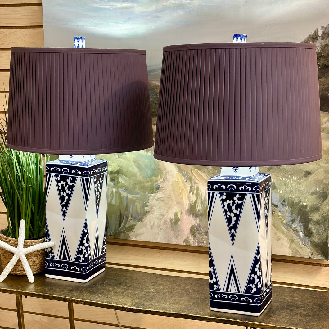 Blue & White Ceramic Lamp