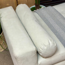 Load image into Gallery viewer, Ivory Tufted Sleeper Trundle

