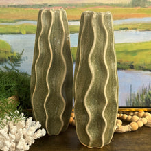 Load image into Gallery viewer, LG Green Ripple Vase
