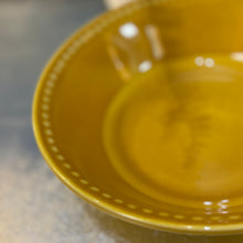 Load image into Gallery viewer, Set/32 Le Cadeaux Yellow Melamine Dishes
