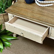 Load image into Gallery viewer, American Drew 'Southbury' Coffee Table
