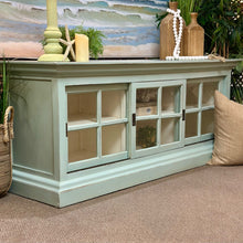 Load image into Gallery viewer, Bramble &#39;English&#39; Aqua Cabinet
