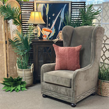 Load image into Gallery viewer, Bernhardt 'Blaine' Chair

