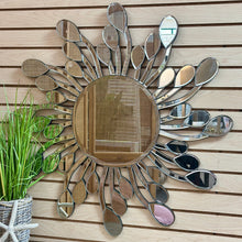 Load image into Gallery viewer, Leaf Wall Mirror
