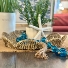 Load image into Gallery viewer, Lg Woven Flower Tray
