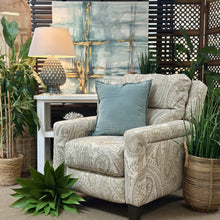Load image into Gallery viewer, Havertys &#39;Ava&#39; Power Recliner
