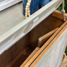 Load image into Gallery viewer, Coastal Sleeper Chest
