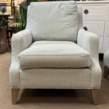 Load image into Gallery viewer, CR Laine  &#39;Austin&#39; Chair
