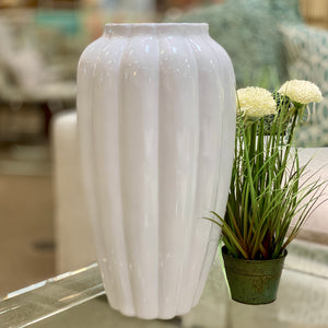 LG White Vase