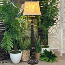 Load image into Gallery viewer, Traditional Floor Lamp
