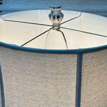 Load image into Gallery viewer, Bronze Floor Lamp
