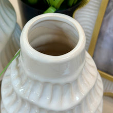 Load image into Gallery viewer, SM Wavy Ivory Vase
