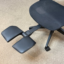 Load image into Gallery viewer, FlexiSpot C7 Office Chair
