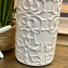 Load image into Gallery viewer, Decorative Ceramic Lamp
